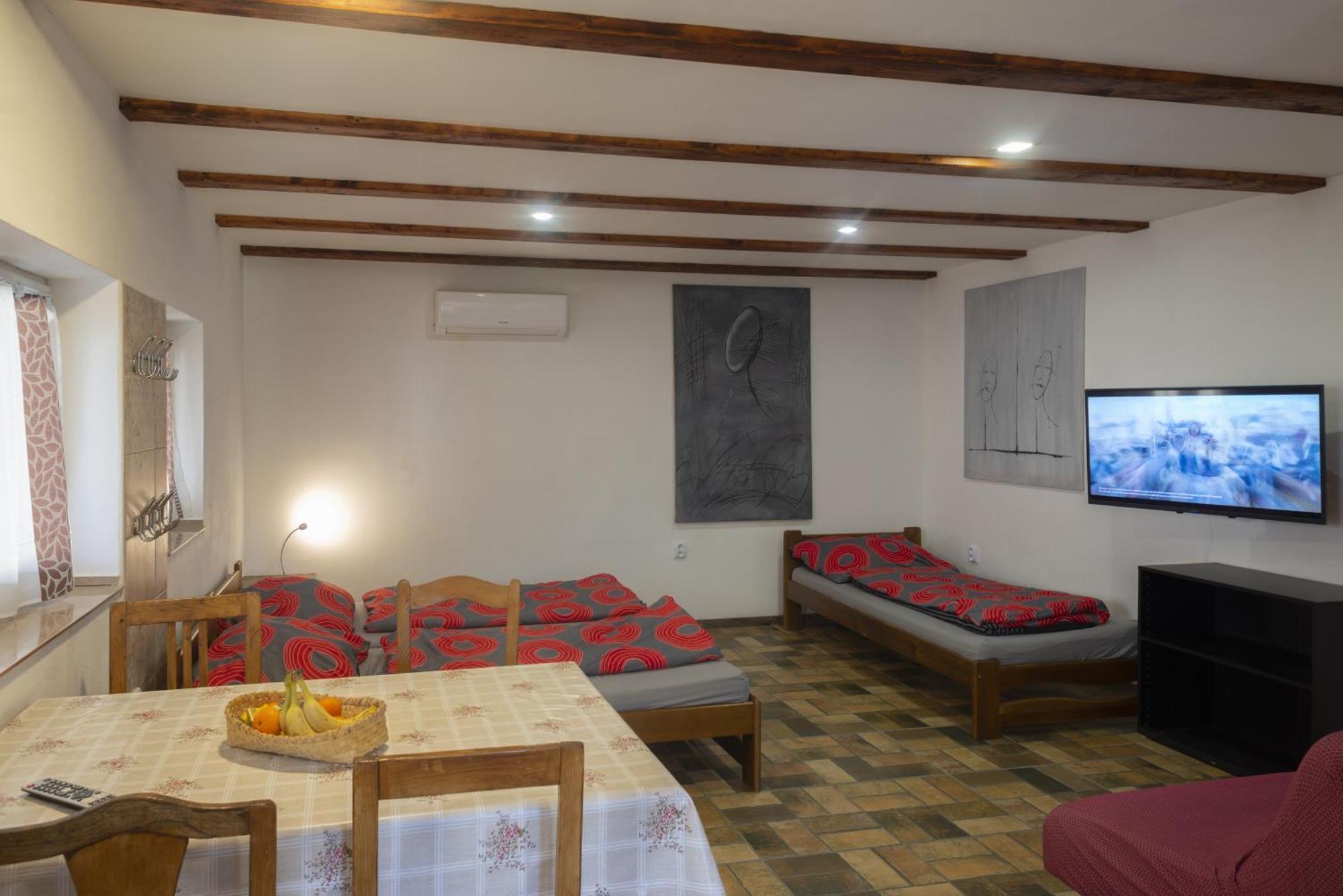 Appartamento Mlyn-Osvracin Esterno foto